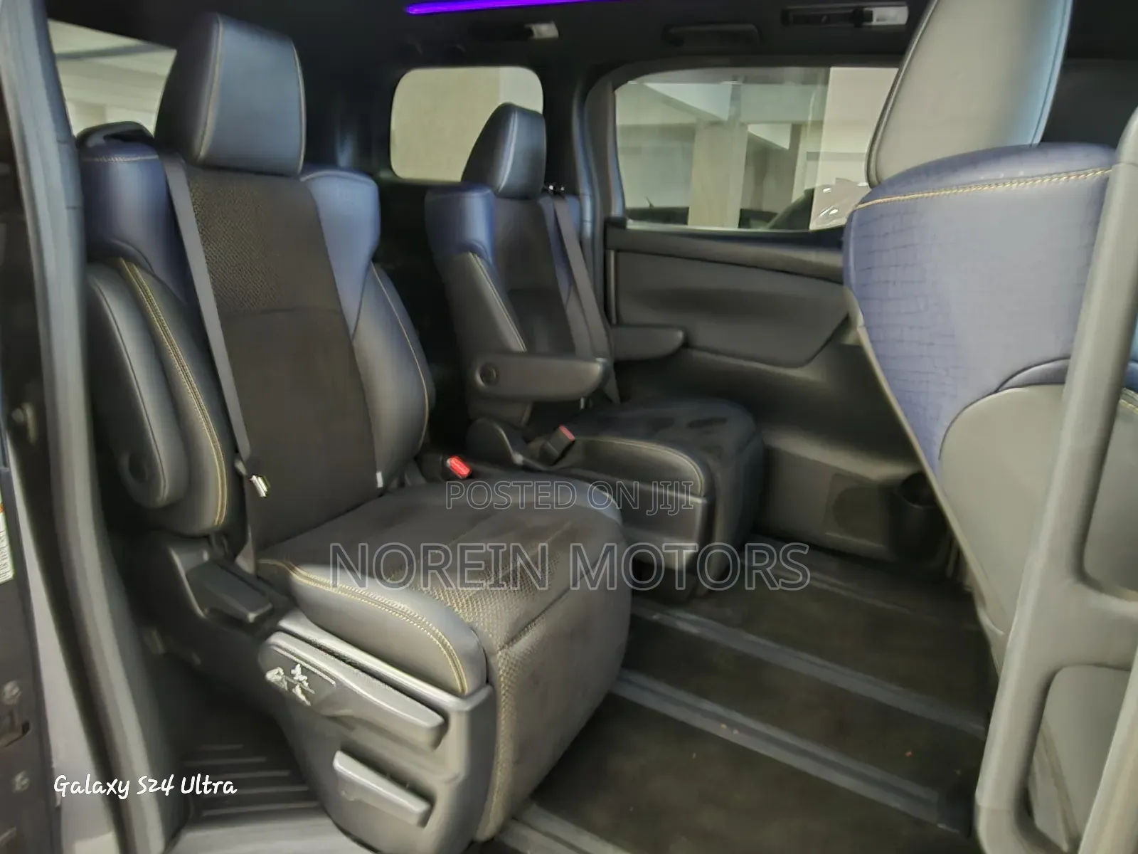 Toyota Vellfire 2018 Gray
