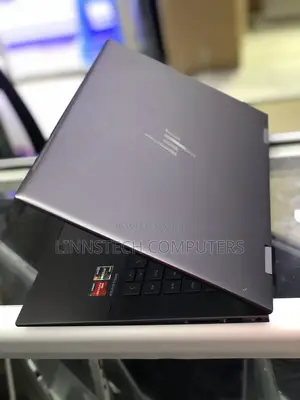 Laptop HP Envy X360 8GB AMD Ryzen 5 SSD 256GB