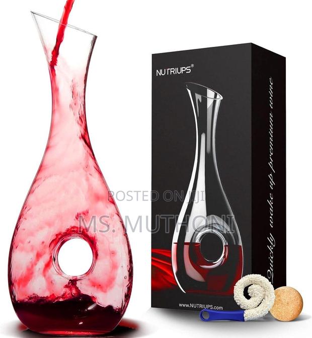 *1200ml Long Neck Decanter With a Center Cavity