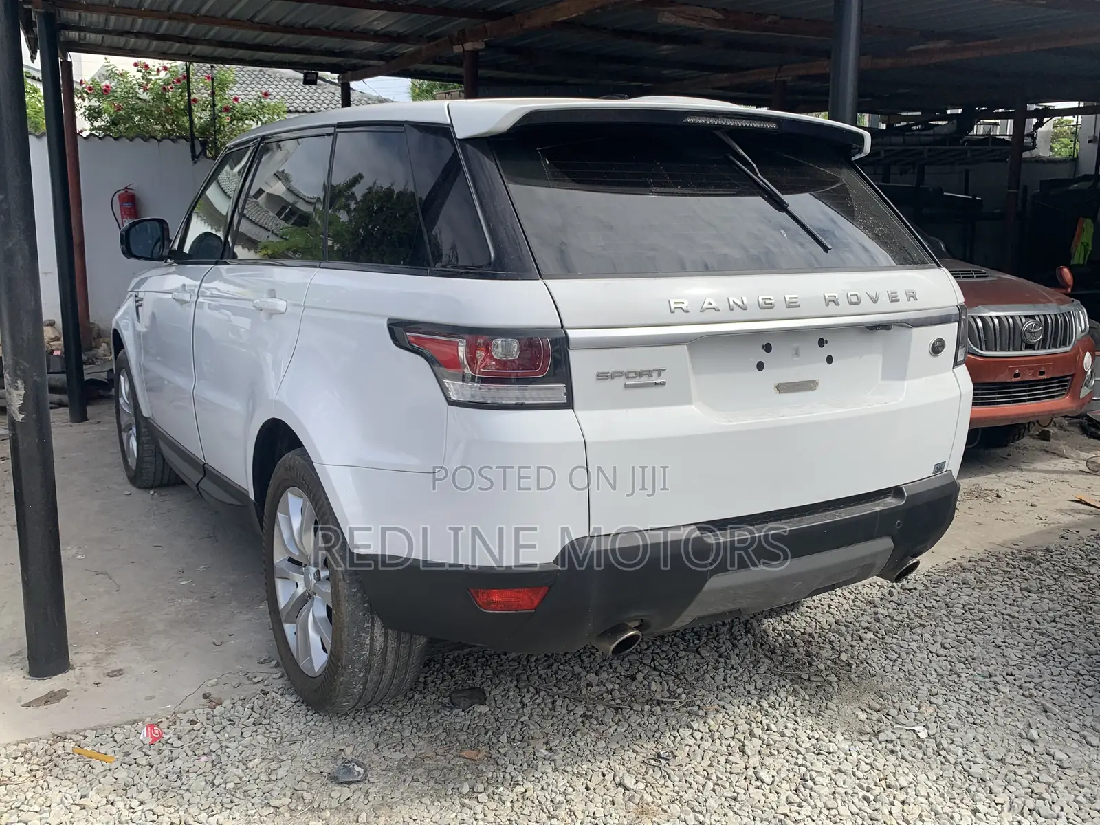 Land Rover Range Rover Sport SE 4x4 (3.0L 6cyl 8A) 2017 Off white