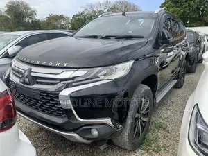 Mitsubishi Pajero Sport Exceed 2016 Black