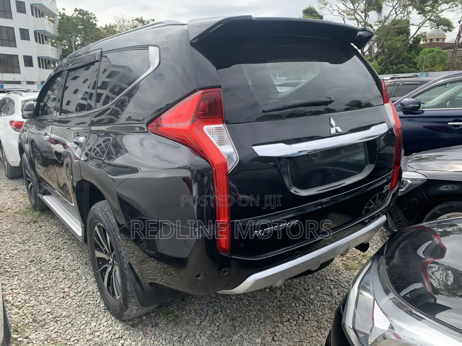 Mitsubishi Pajero Sport Exceed 2016 Black