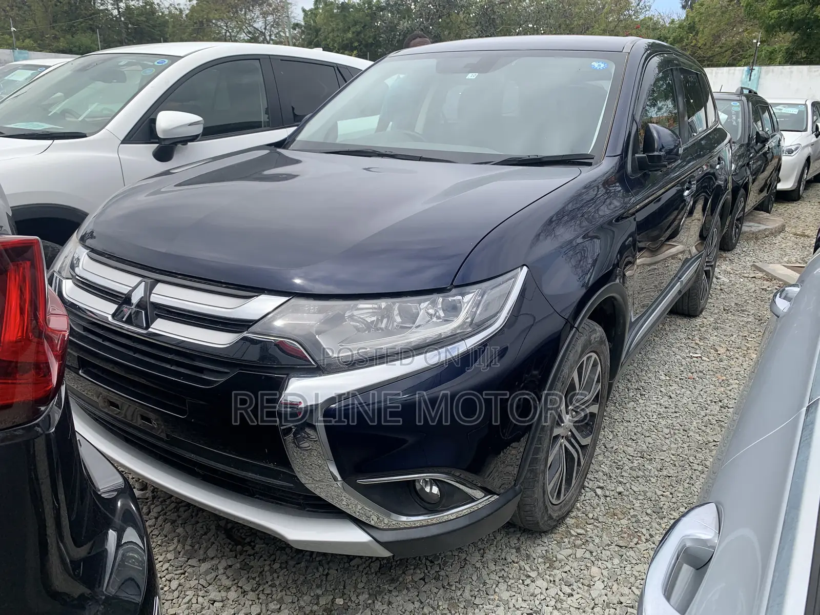 Mitsubishi Outlander ES FWD 2017 Blue