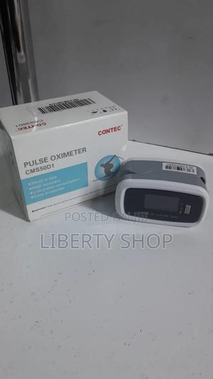 Pulse Oximeter Accurate Pulse Oximeter - main view