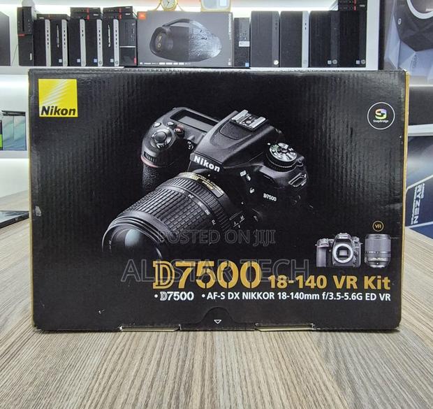 Nikon D7500 DSLR Camera With 18-140mm Lens