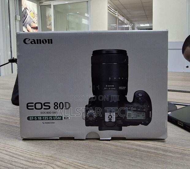 Canon EOS 80D DSLR Camera With 18-135mm Lens - thumbnail 3