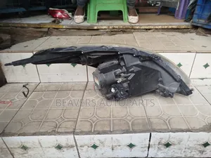Suzuki Swift 2012 Zenon Headlight