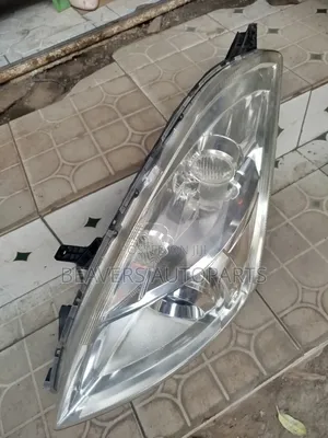 Suzuki Swift 2012 Zenon Headlight