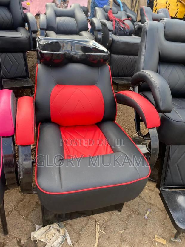 Salon Sink - main view