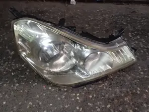Y12 RHS Headlight Non Xenon