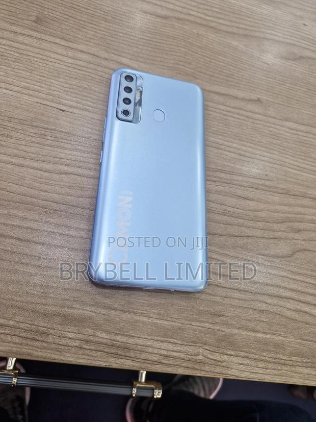 Tecno Camon 18i 128 GB Blue - thumbnail 3