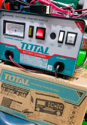 Total Battery Charger 12v/24v - main view
