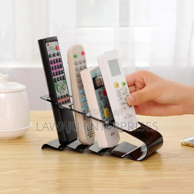 4 Slots Remote Control Holder - main view