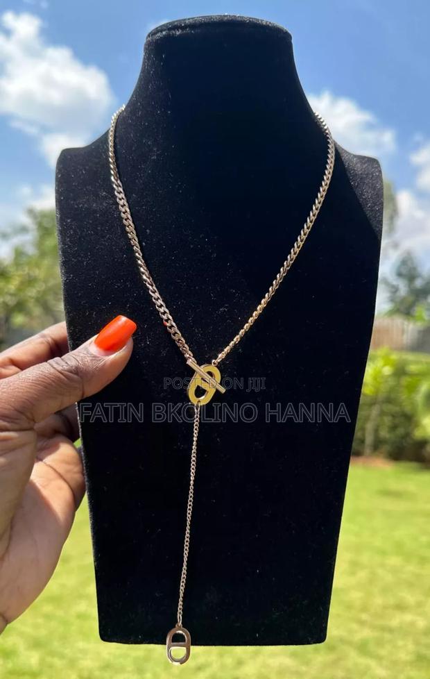 Pretty Necklace Non Fading