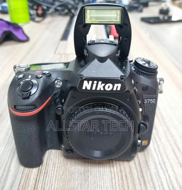 Nikon D750 DSLR Camera (Body Only) - thumbnail 4