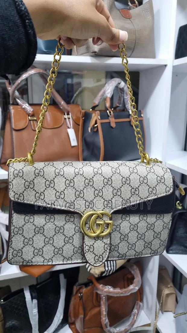 Gucci Slingbags - main view