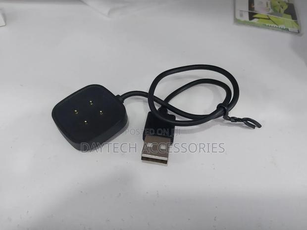 Fitbit Versa 3/4 and Sense/Sense 2 Charging Cable - Black - thumbnail 2