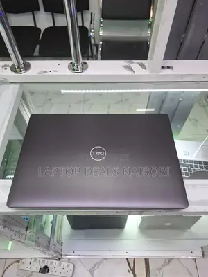 Laptop Dell Latitude 5300 8GB Intel Core I5 SSD 256GB