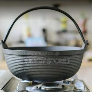 Flat Bottom Cast Iron Wok - thumbnail 2