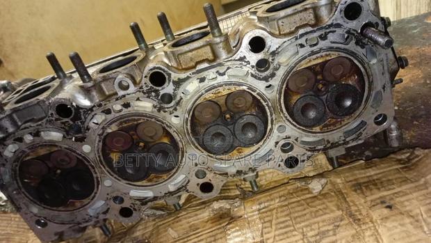 Isuzu Escudo Cylinder Head - thumbnail 3