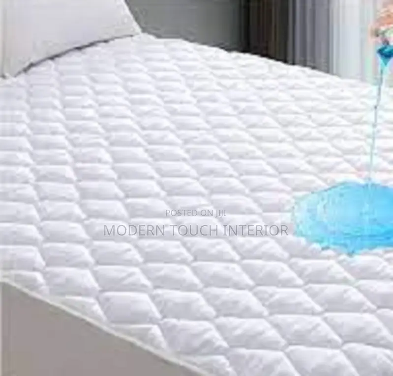 4 by 6 White Mattress Protector