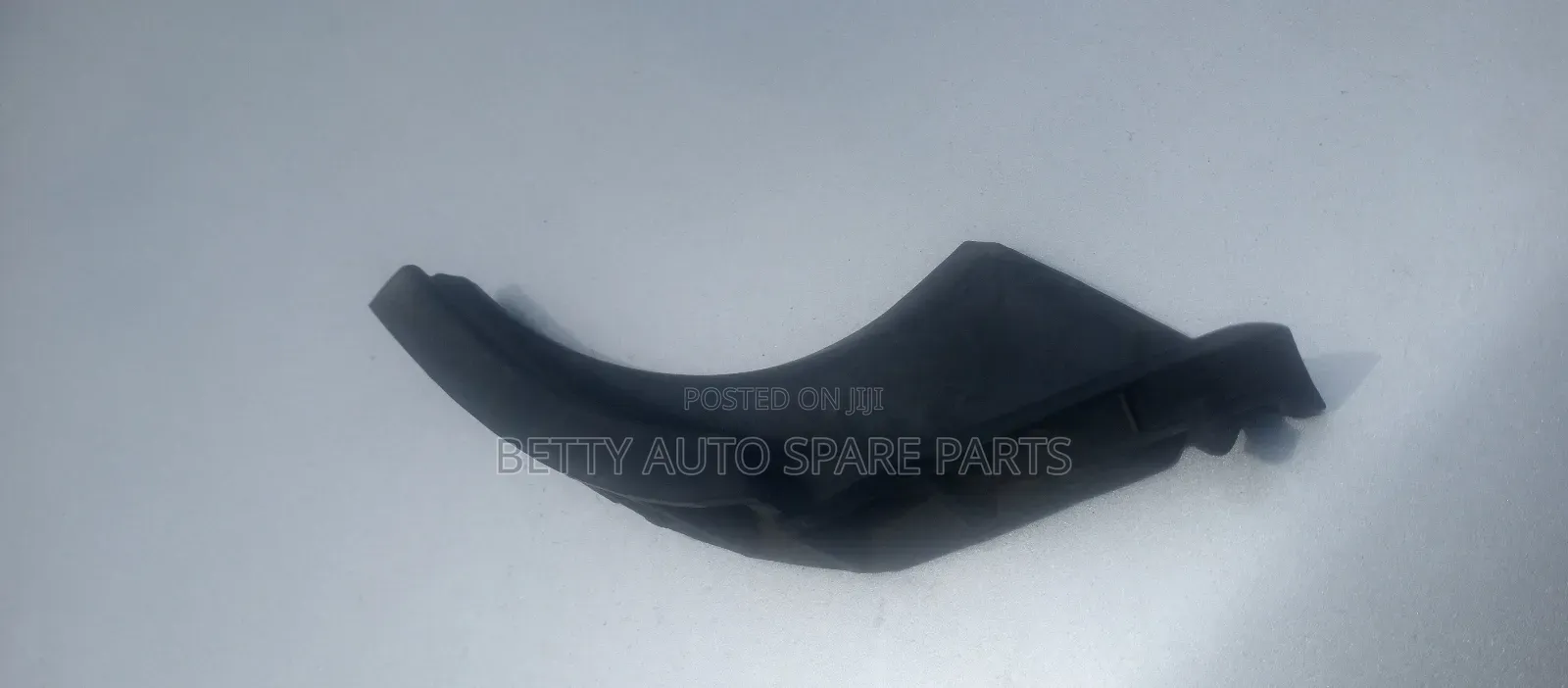Toyota Harrier Windscreen Finisher