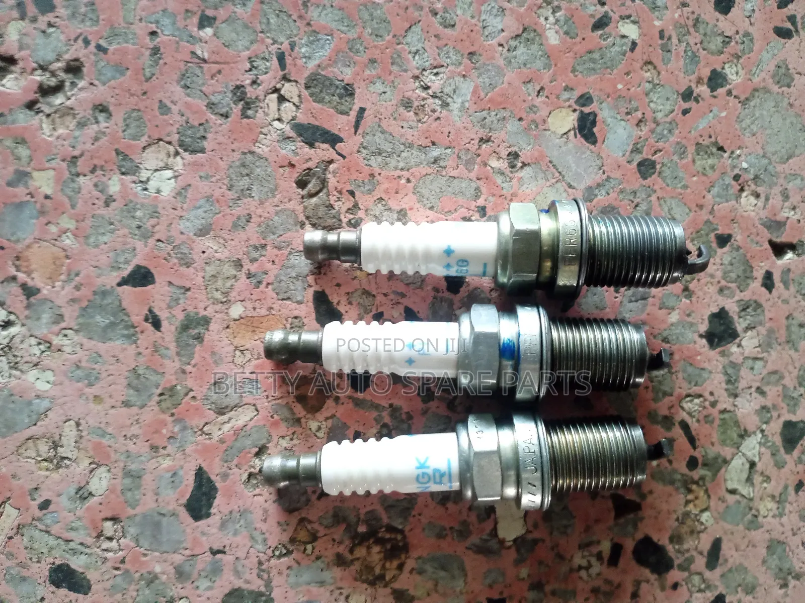 Subaru Legacy BP5 Plugs