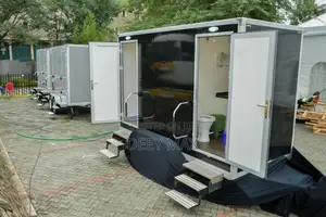 Vvip / Executive Portable Trailer Toilets For Hire