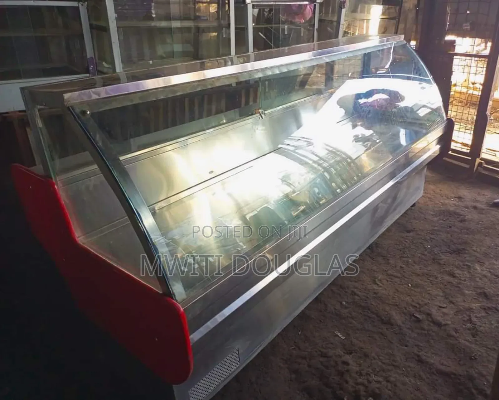 Large Modernized Shinny Meat Chiller