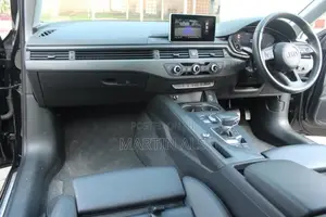 Audi A4 2017 Black