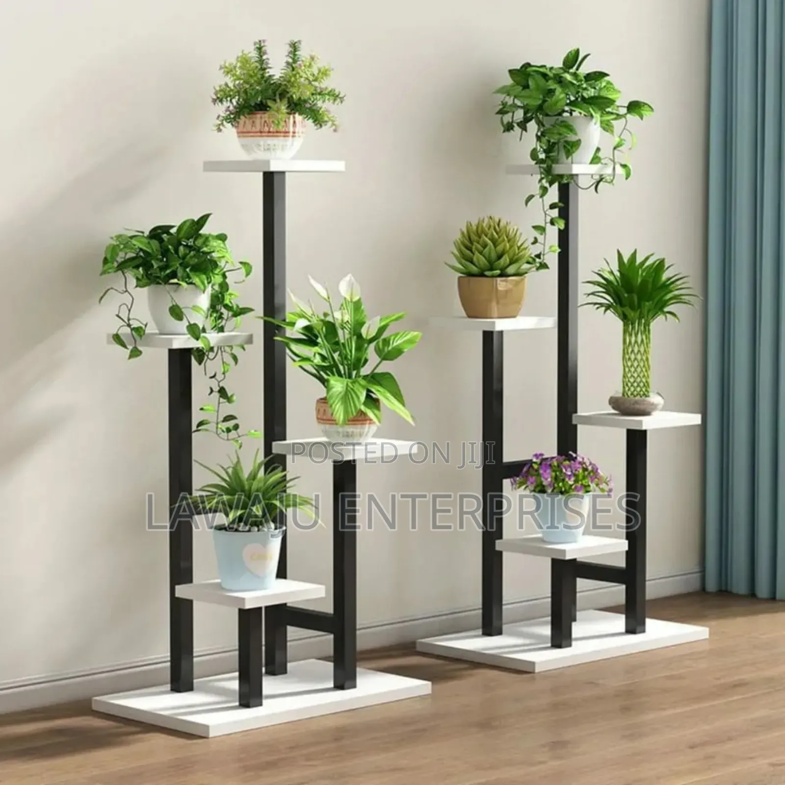 Luxurious Flower Stand