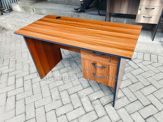 Home Office Desk. - main view
