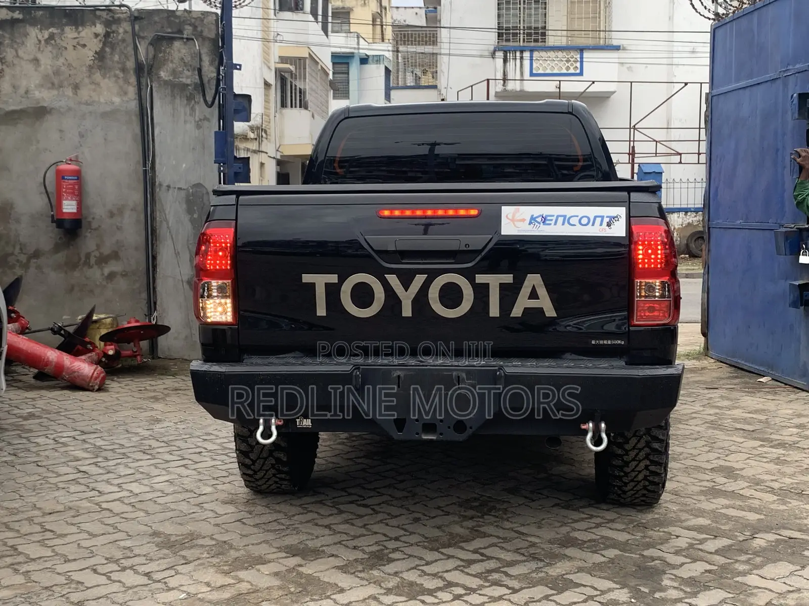 Toyota Hilux 2017 Matt Black