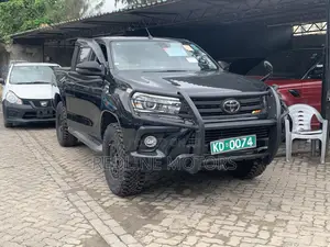 Toyota Hilux 2017 Matt Black