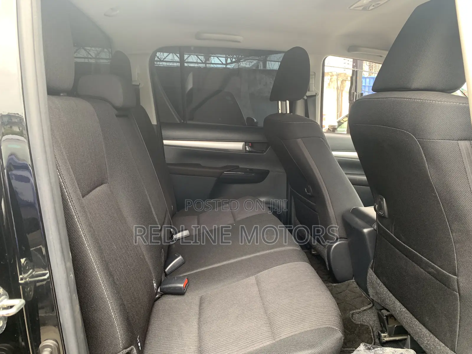 Toyota Hilux 2017 Matt Black