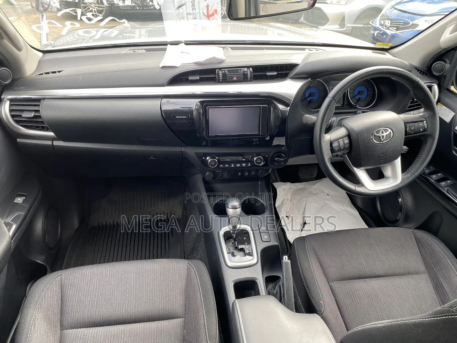 Toyota Hilux 2018 Silver