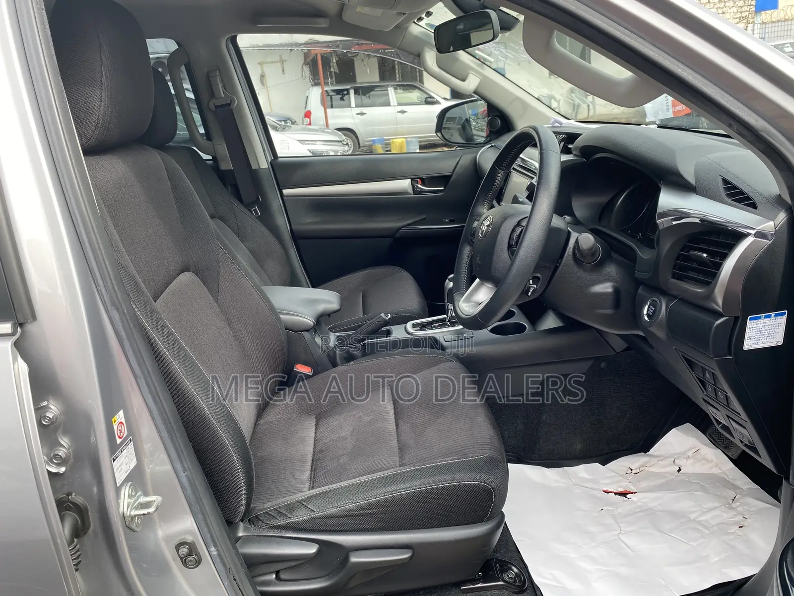 Toyota Hilux 2018 Silver