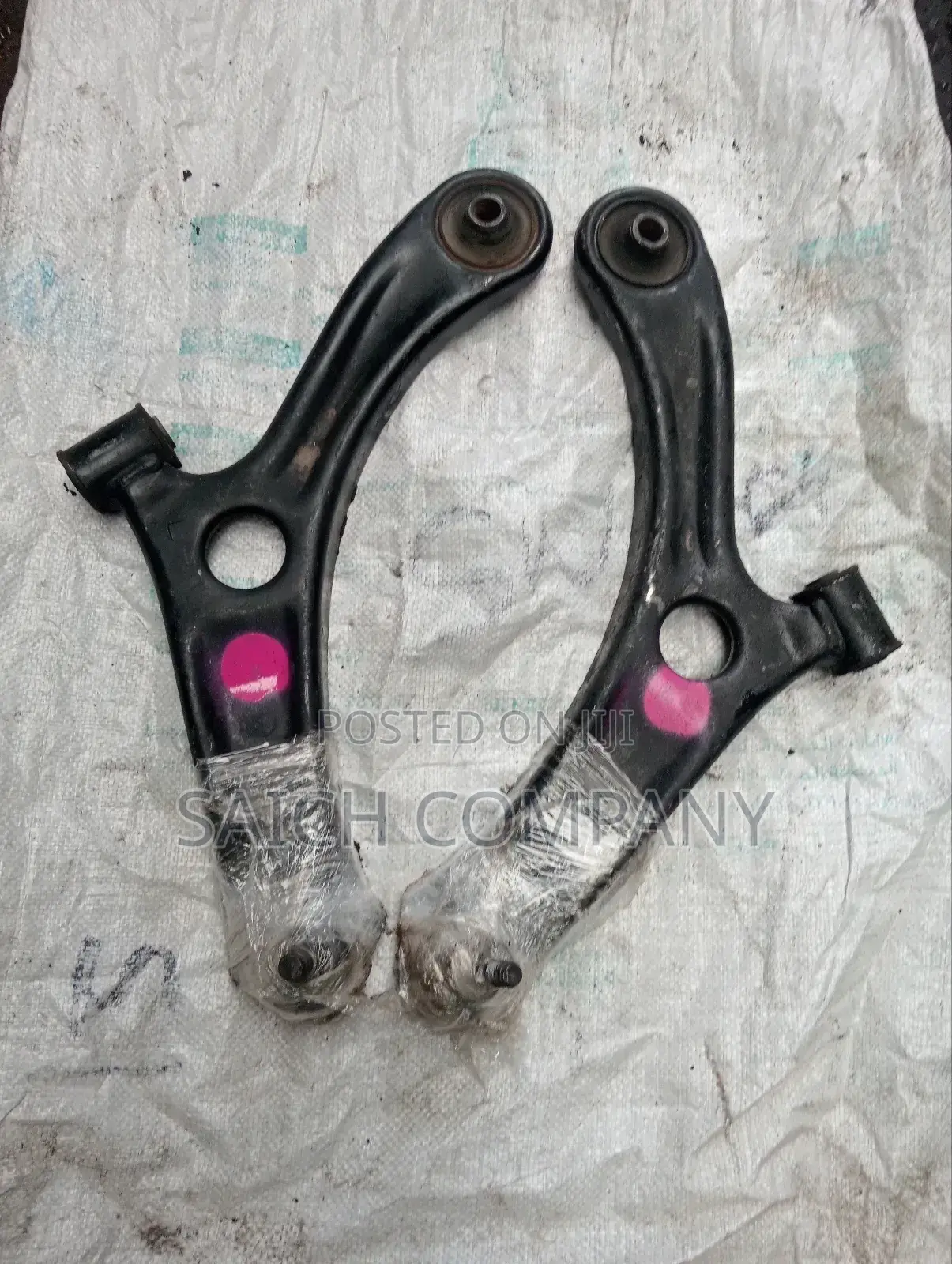 Suzuki Alto 2014 Suspension Arms