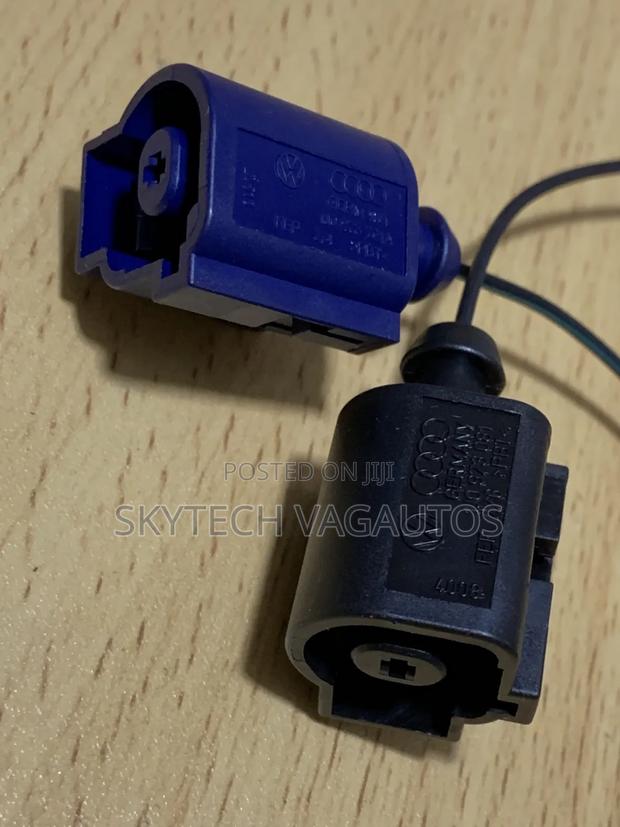 Volkswagen Oil Pressure Switch Sockets - thumbnail 2