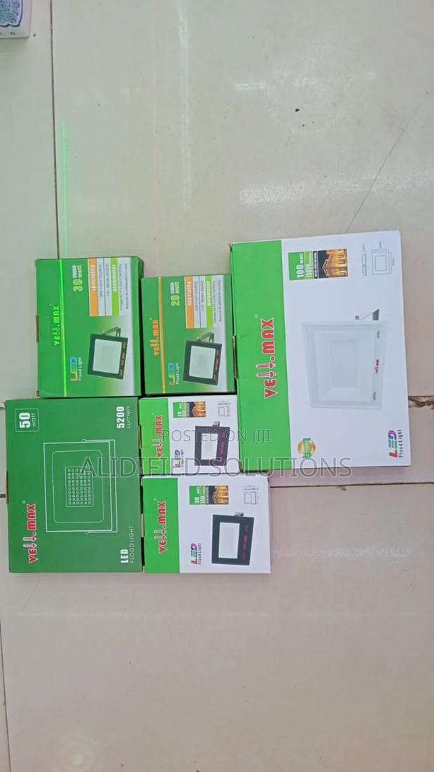 Velmax 200w Floodlight< >Ac Floodlights