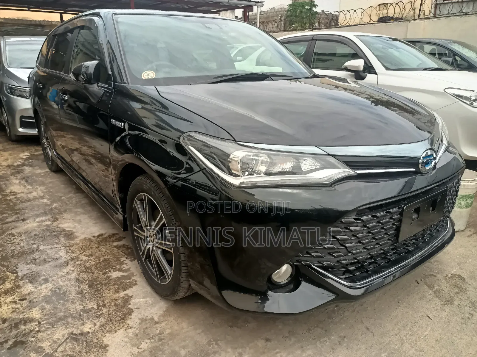 Toyota Corolla Fielder 2017 Black