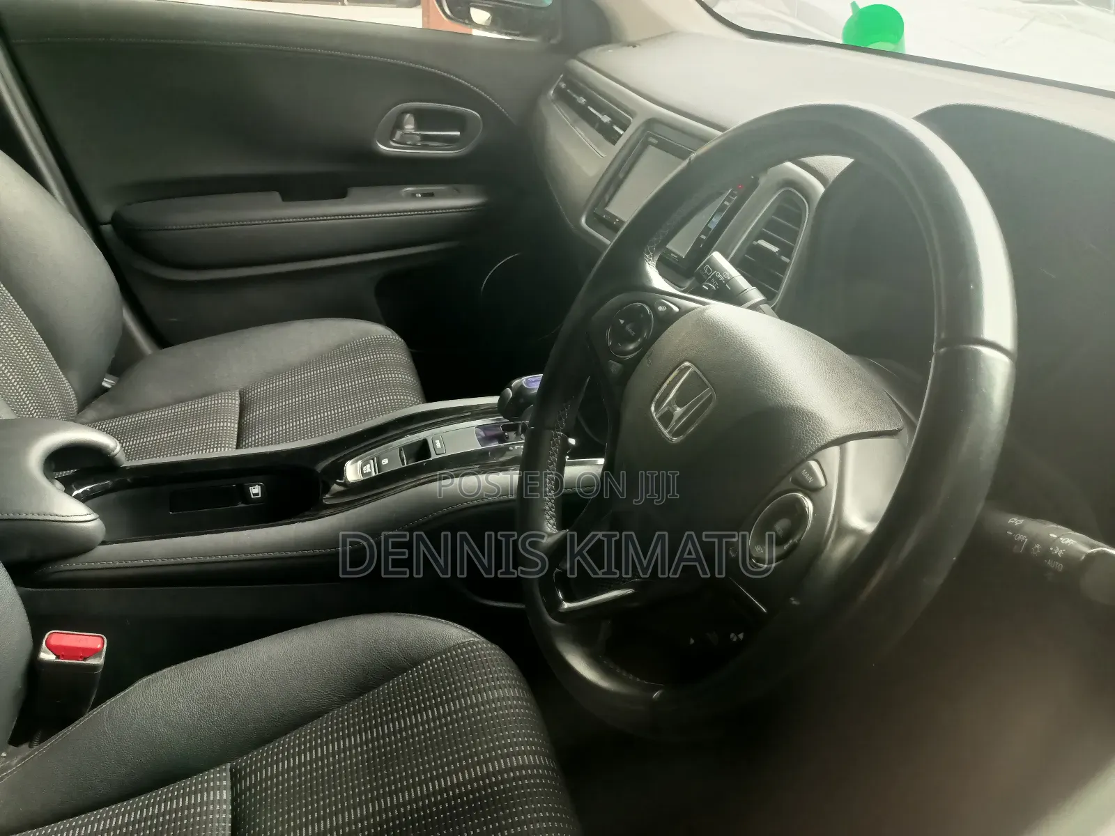 Honda Vezel 2018 White