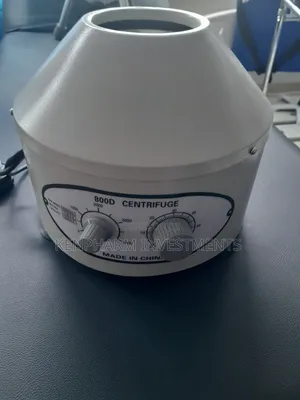 Table Top 6 Tube Centrifuge; 800D Round