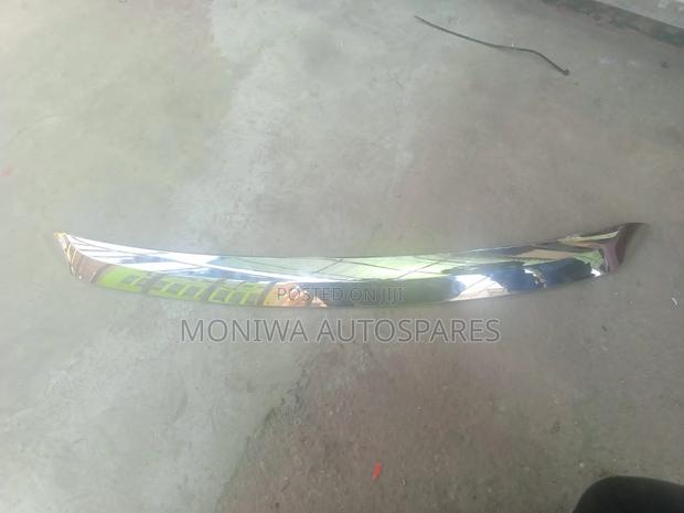 Bonnet Chrome Harrier New Model