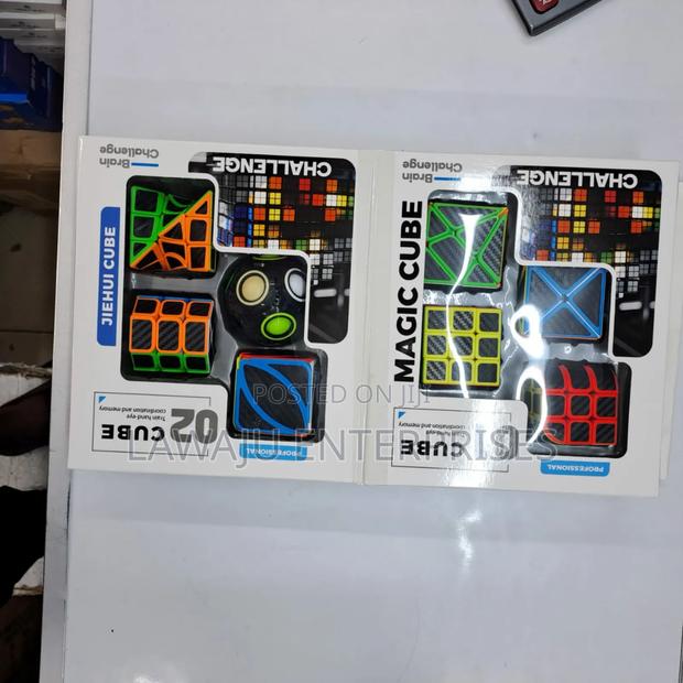 8 in 1 Rubiks Cube Package - main view