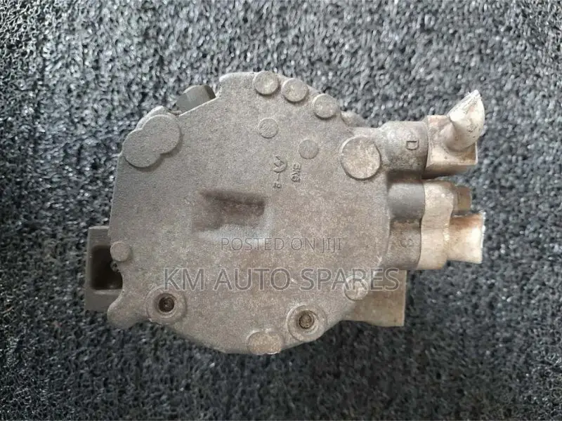 Nissan QR20 AC Compressor for Xtrail, Serena, Dualis, Teana.