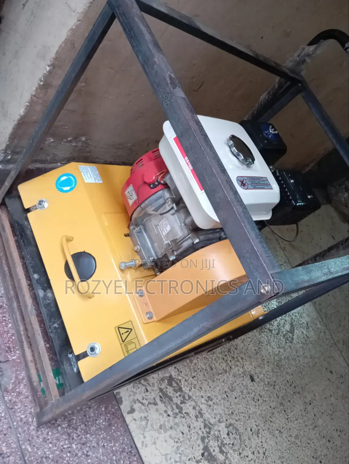 Floor Plate Compactor 6.5hp 90kg