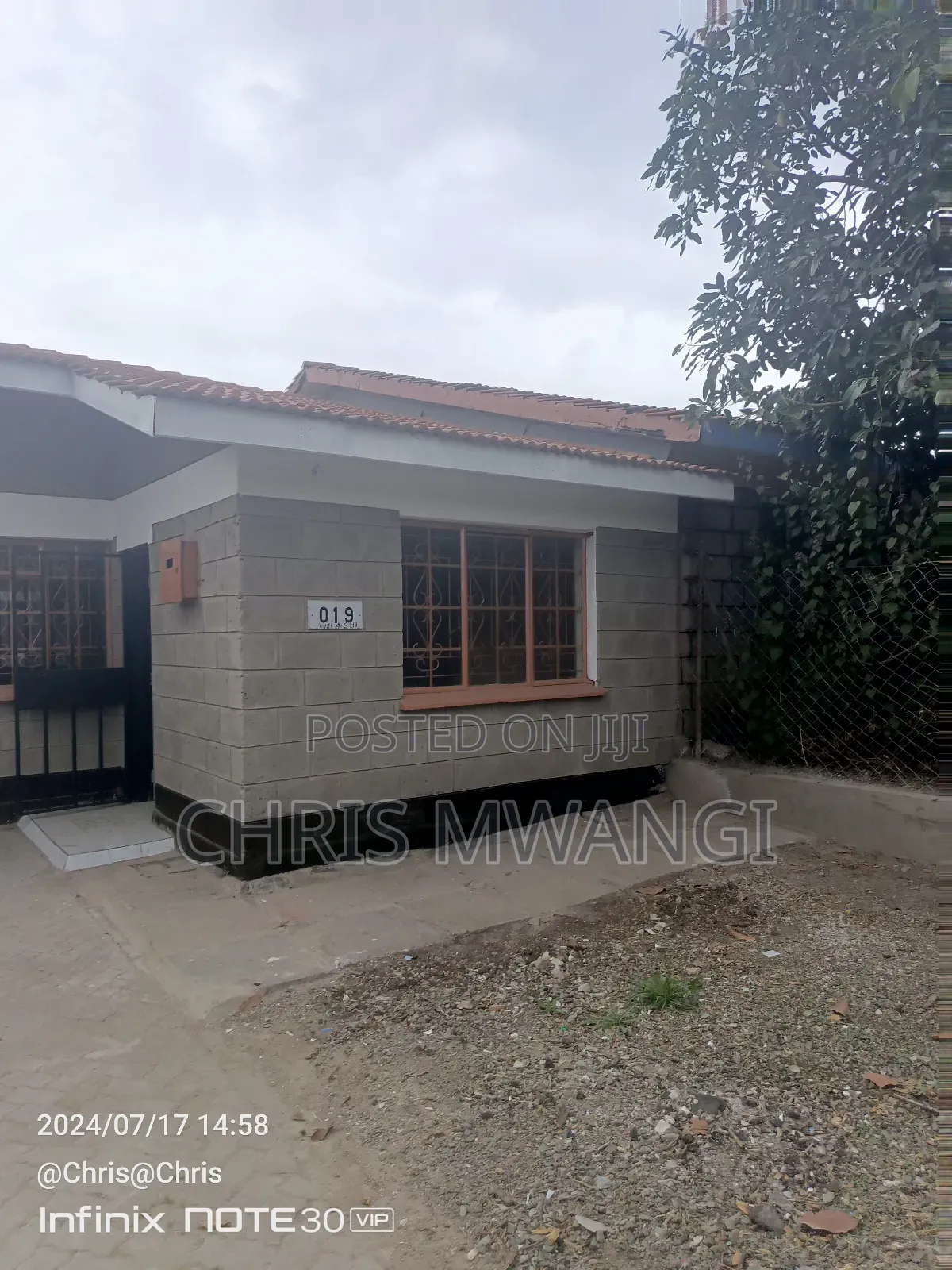 3bdrm Bungalow in Mlolongo Estate, Mombasa Road for sale