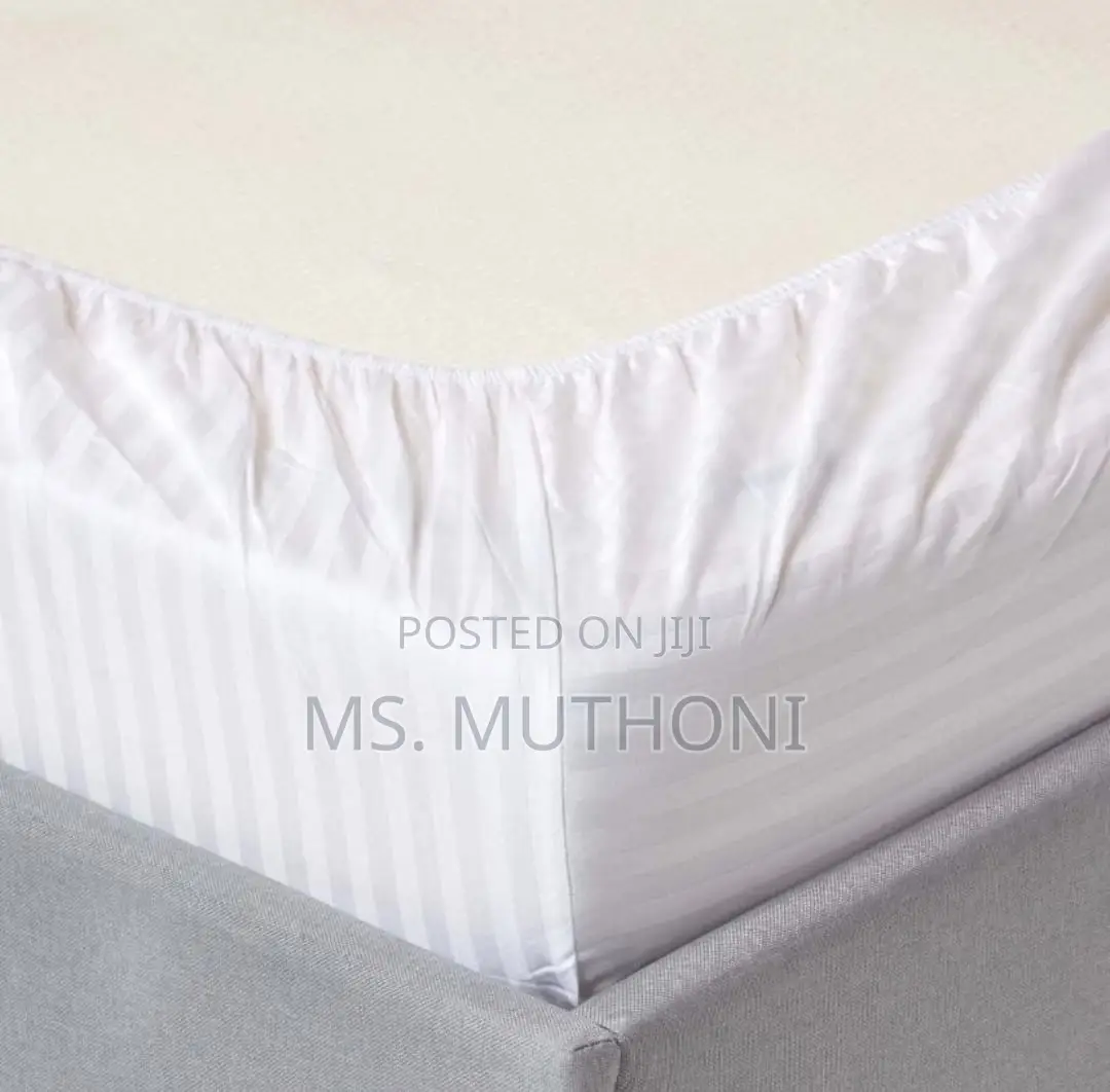 6*7 Cotton Bedsheets 1 Fitted *( All Round)* 2 Flat 2