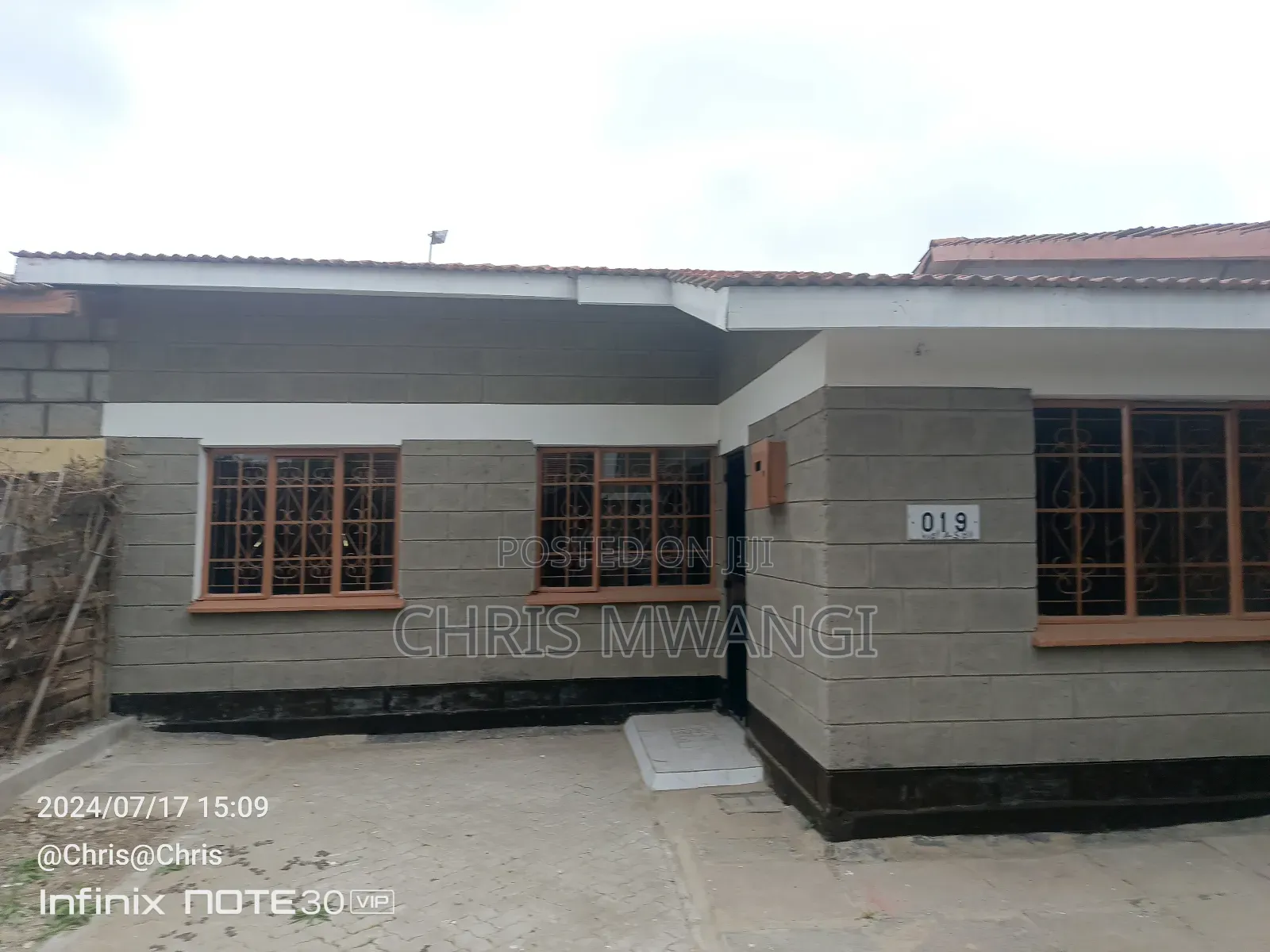 3bdrm Bungalow in Valley Street, Mombasa Road for sale